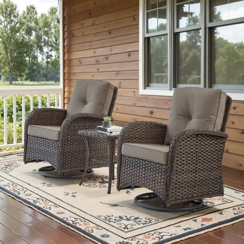 Outdoor Furniture Grey - ชุดเก้าอี้โยกหมุนกลางแจ้ง 2 ตัว พร้อมโต๊ะข้างหวาย สีน้ำตาล/เทา เฟอร์นิเจอร์เก้าอี้โยกสำหรับลานบ้าน